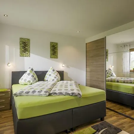 Apartment Ferienwohnung Hausberg